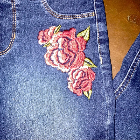Wonder Nation Girls Blue Jeans/ Jeggings US Size L 10/12 with Rose Embroidery - Picture 7 of 7